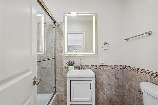 3821 Haring Rd — Photo 14