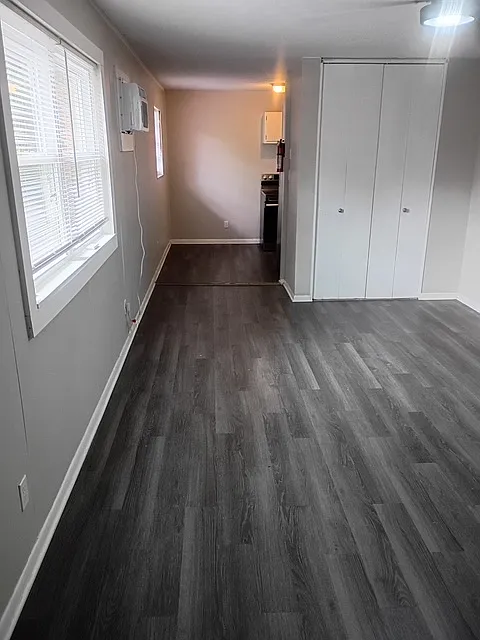 2 bed, 750 sqft, $999 — Photo 4