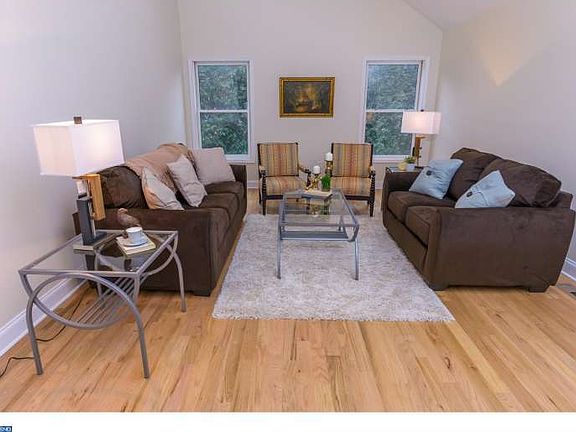 4th image of 200 Beau Tree Dr