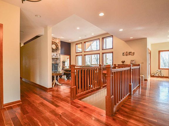 2nd image of 12405 Riverview Trl N