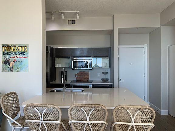 4th image of 550 Okeechobee Blvd Unit Lph 17