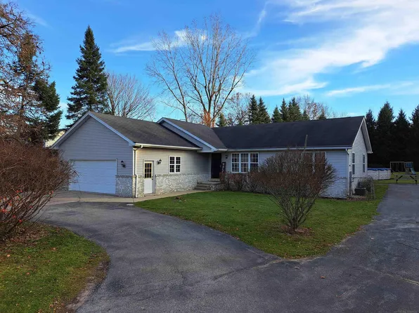 4379 W Water St, Port Huron, MI 48060