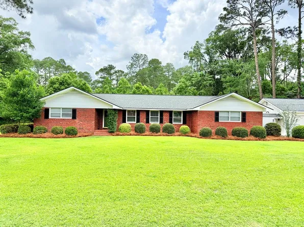 1436 Larkin Ave, Tifton, GA 31794