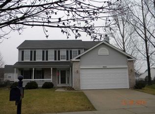 1825 Lake Shore Dr, Romeoville, IL 60446