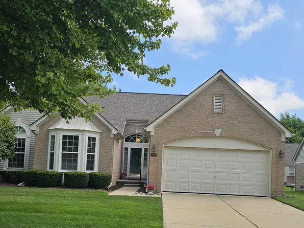 44134 Kendyl Dr, Sterling Heights, MI 48314