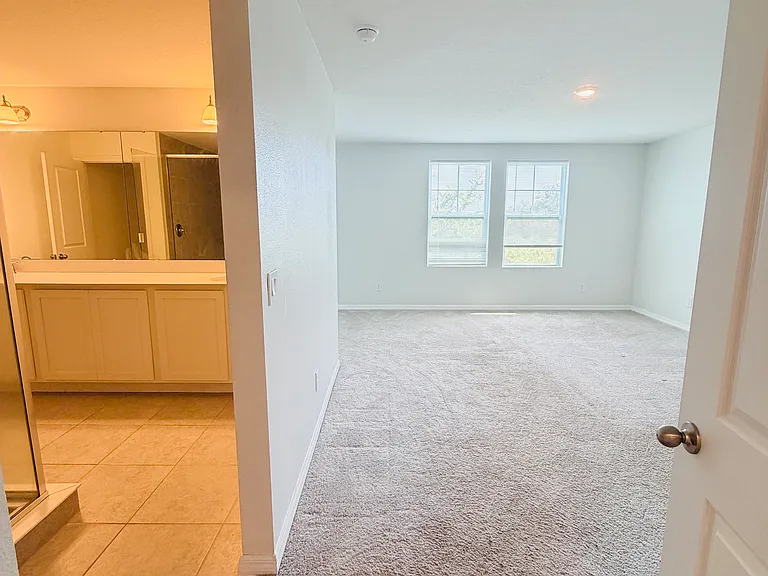 1838 Sanibel Dr — Photo 14