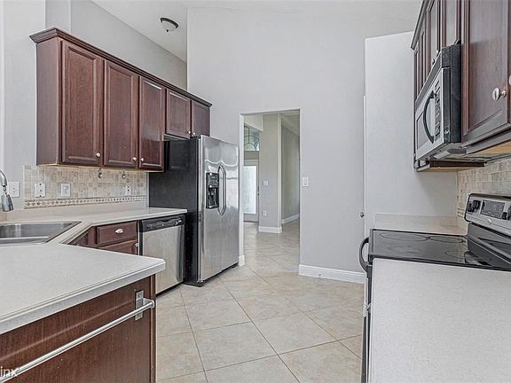 4th image of 8217 Whistling Pine Way