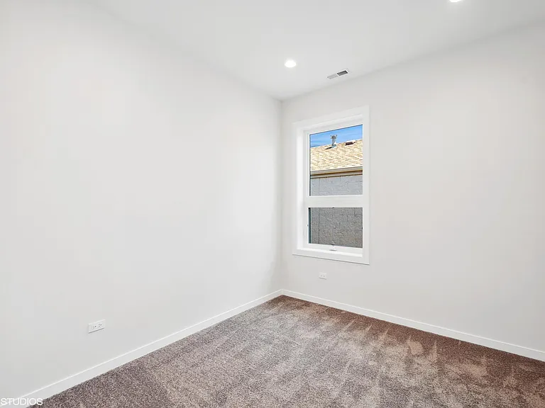 2707 W Washington Blvd #2 — Photo 9