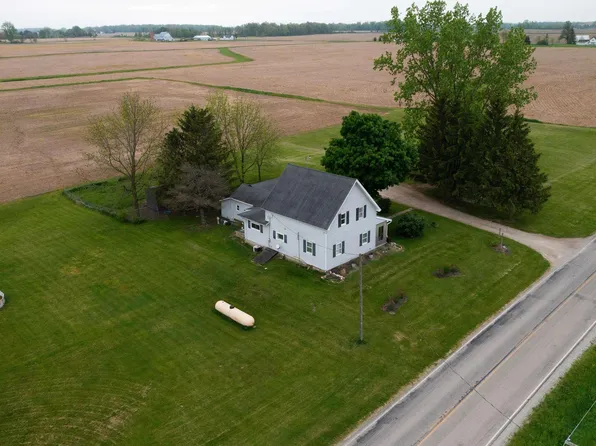 10699 S 300th Rd W, Keystone, IN 46759