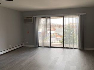 6819 W 95th St APT 5, Oak Lawn, IL 60453