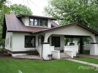 210 E 5th Ave, Mount Vernon, SD 57363