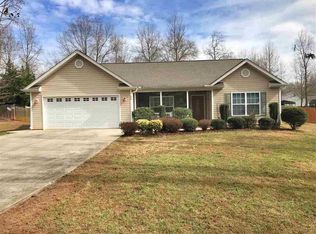 532 Brashears Rd, Campobello, SC 29322