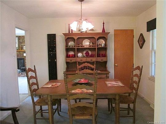 5th image of 2740 Bonnybrook Cir