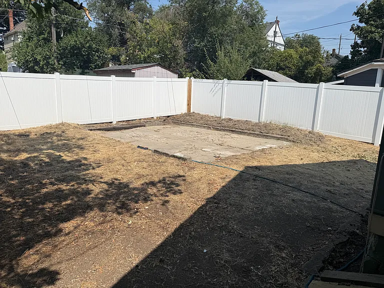1624 W Maxwell Ave — Photo 17
