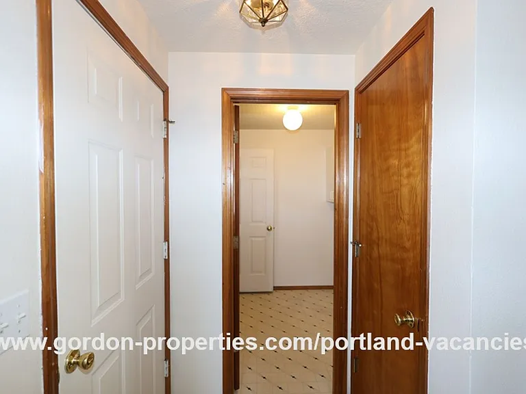 9641 SE Schiller St — Photo 33