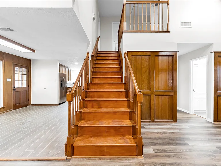 8102 Autumn Willow Dr — Photo 39