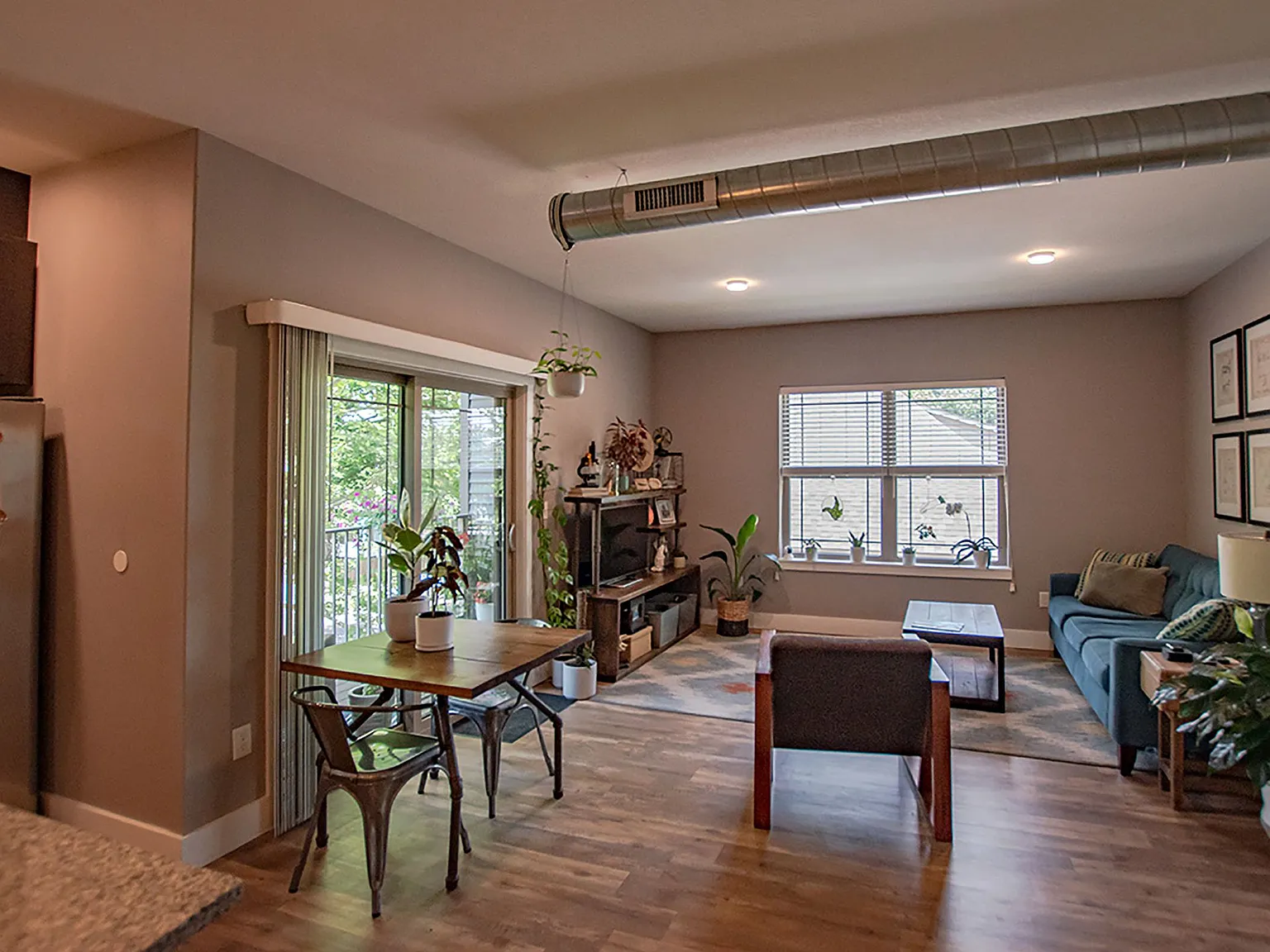 408 Prairie by Royse + Brinkmeyer Apartments — Photo 2