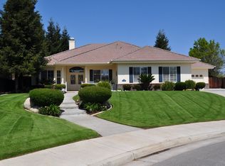 12204 Vista Montana Dr, Bakersfield, CA