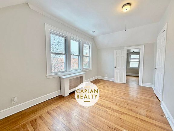 4th image of 312 Huntington St #Iii