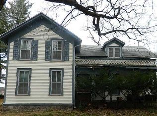 2300 W Commerce Rd, Milford, MI 48380