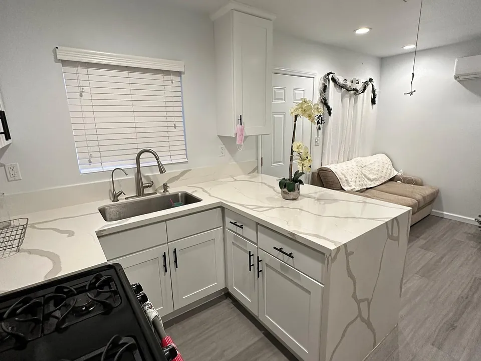 Kitchen area