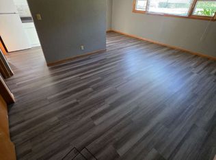 2085 1st Ave APT 2, Marion, IA 52302