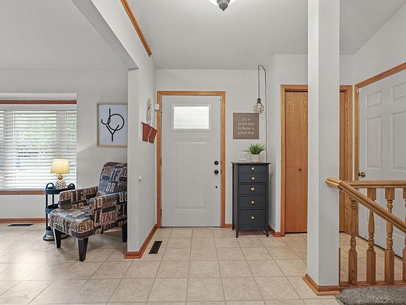 5th image of 12389 Larch St NW
