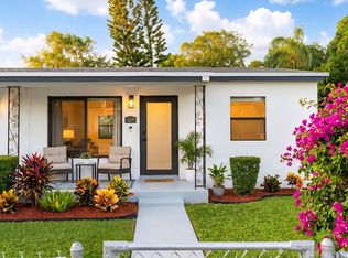 664 W 2nd St, Riviera Beach, FL 33404