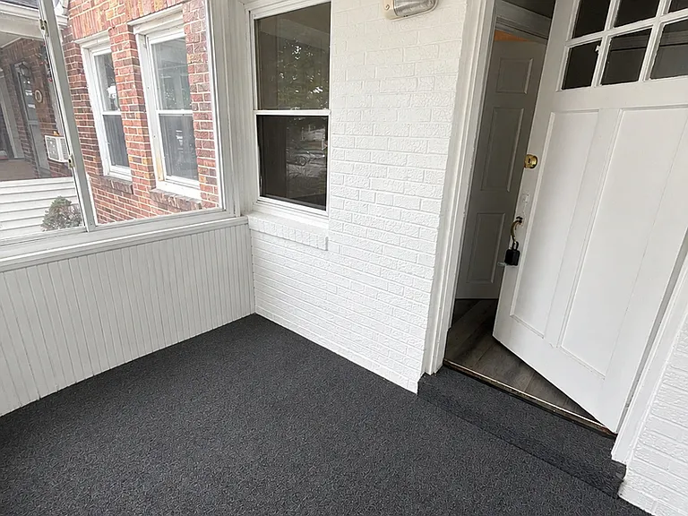 104 Willow Spring Rd — Photo 3