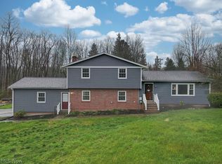 9755 Fairmount Rd, Newbury, OH 44065