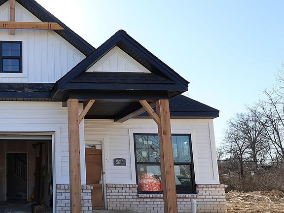 4th image of 5616 Birch Ct #9771