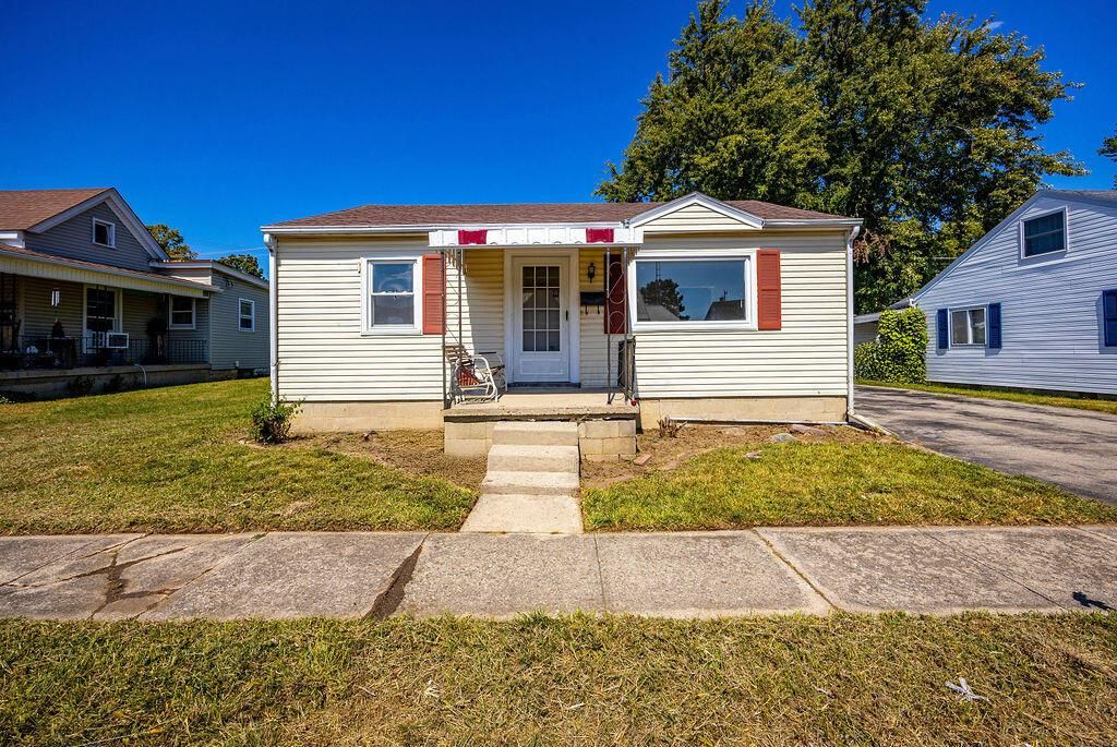 Real estate listing image