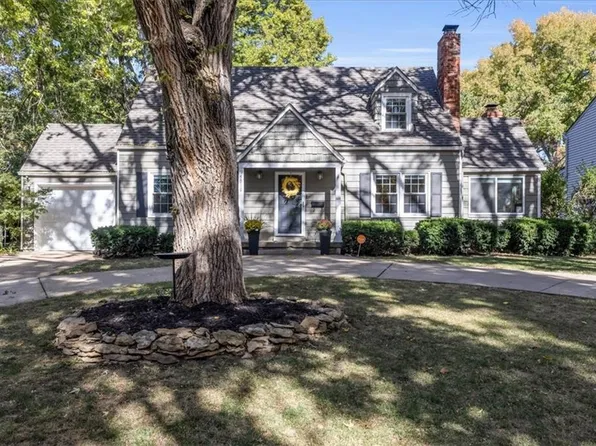 5010 W 57th Ter, Roeland Park, KS 66205