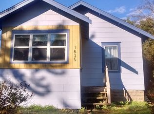 1835 Pleasant St, Lauderdale, MN 55113