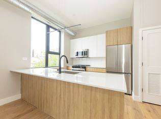 6042 N Winthrop Ave #2A, Chicago, IL 60660