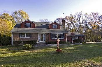 1st image of 43 William Penn Dr
