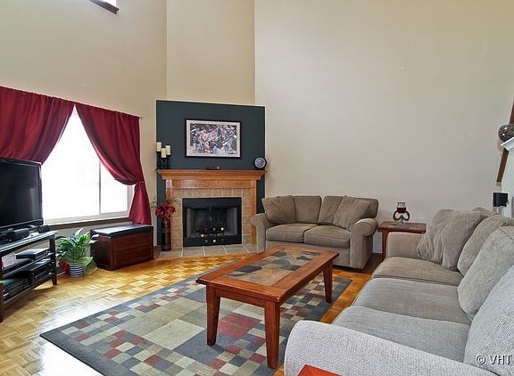 4th image of 919 W Lauren Ct