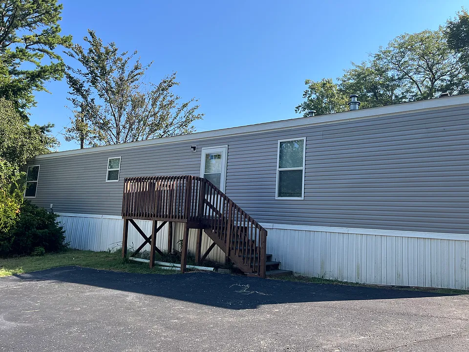3951 S Mentor Ave #26