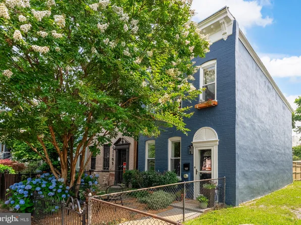 1107 4th St NE, Washington, DC 20002