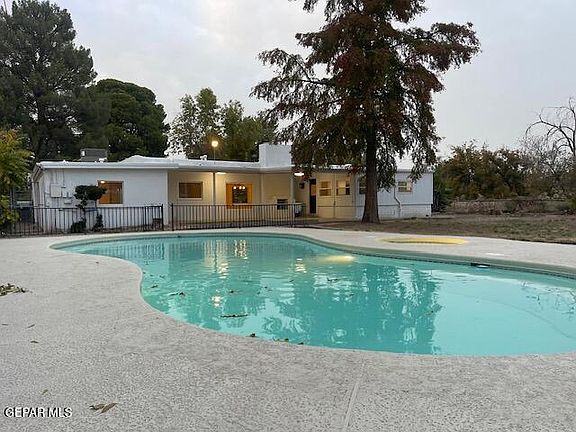 3rd image of 300 Belva Way