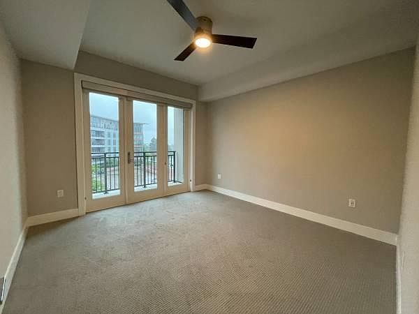 1st image of 250 S Monroe St #313