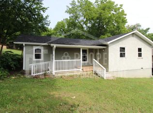 411 S 3rd St, Branson, MO 65616