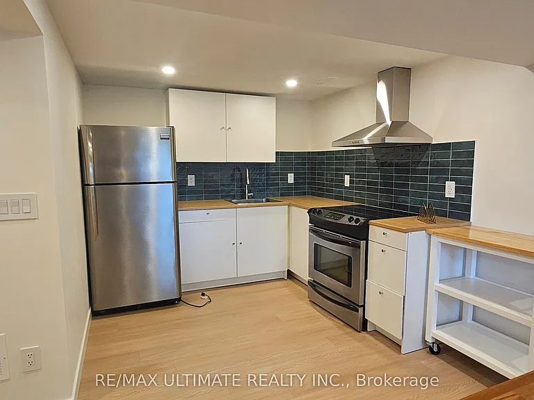 539 Rustic Rd #BASEMENT — Photo 2
