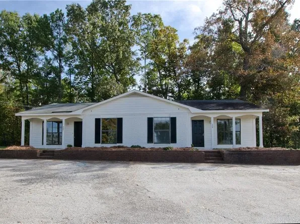 246 Lagrange St, Newnan, GA 30263