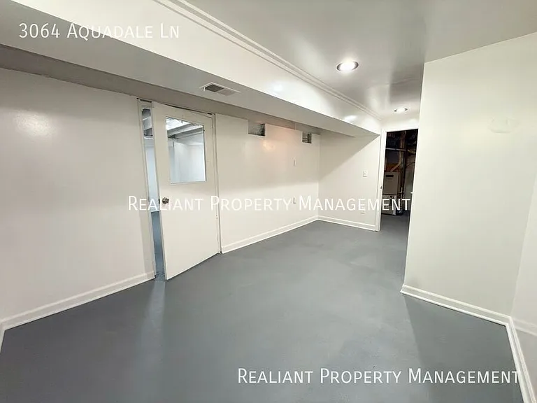 3064 Aquadale Ln — Photo 16