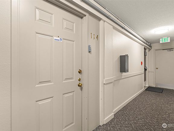 4th image of 9416 1st Avenue NE #114