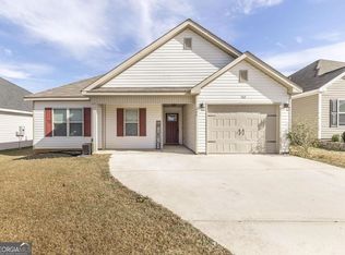 102 Kathryn Pl, Centerville, GA 31028
