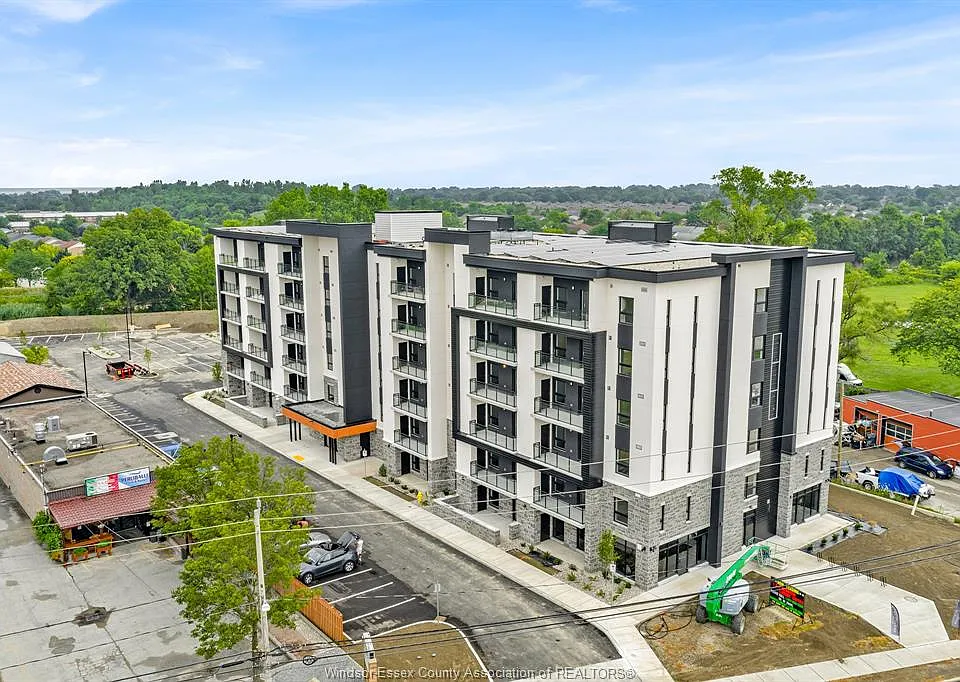 11646 Tecumseh Rd E #608