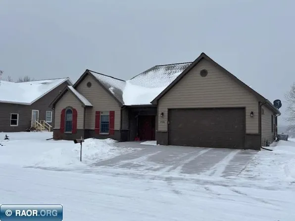 406 Congdon St, Coleraine, MN 55722