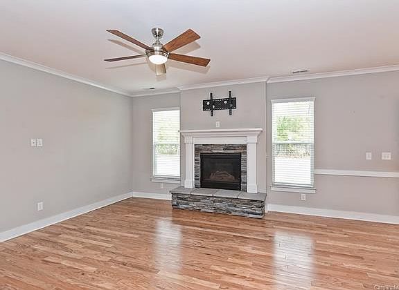4th image of 5923 McClintock Dr